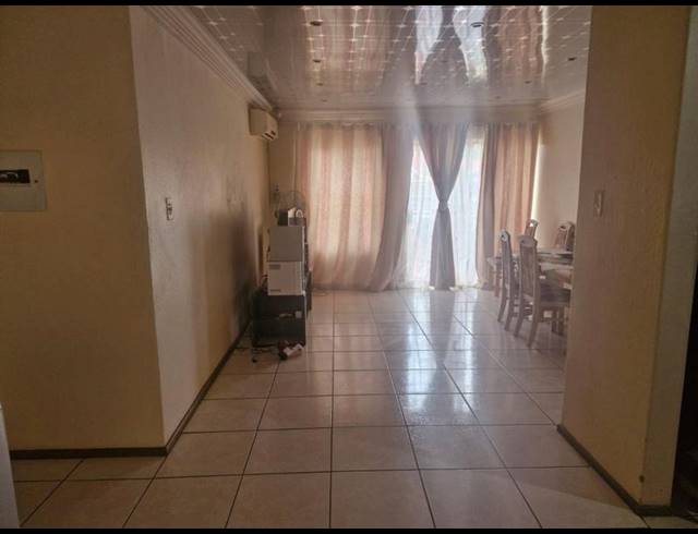 3 BEDROOM HOUSE FOR SALE IN CHANTELLE